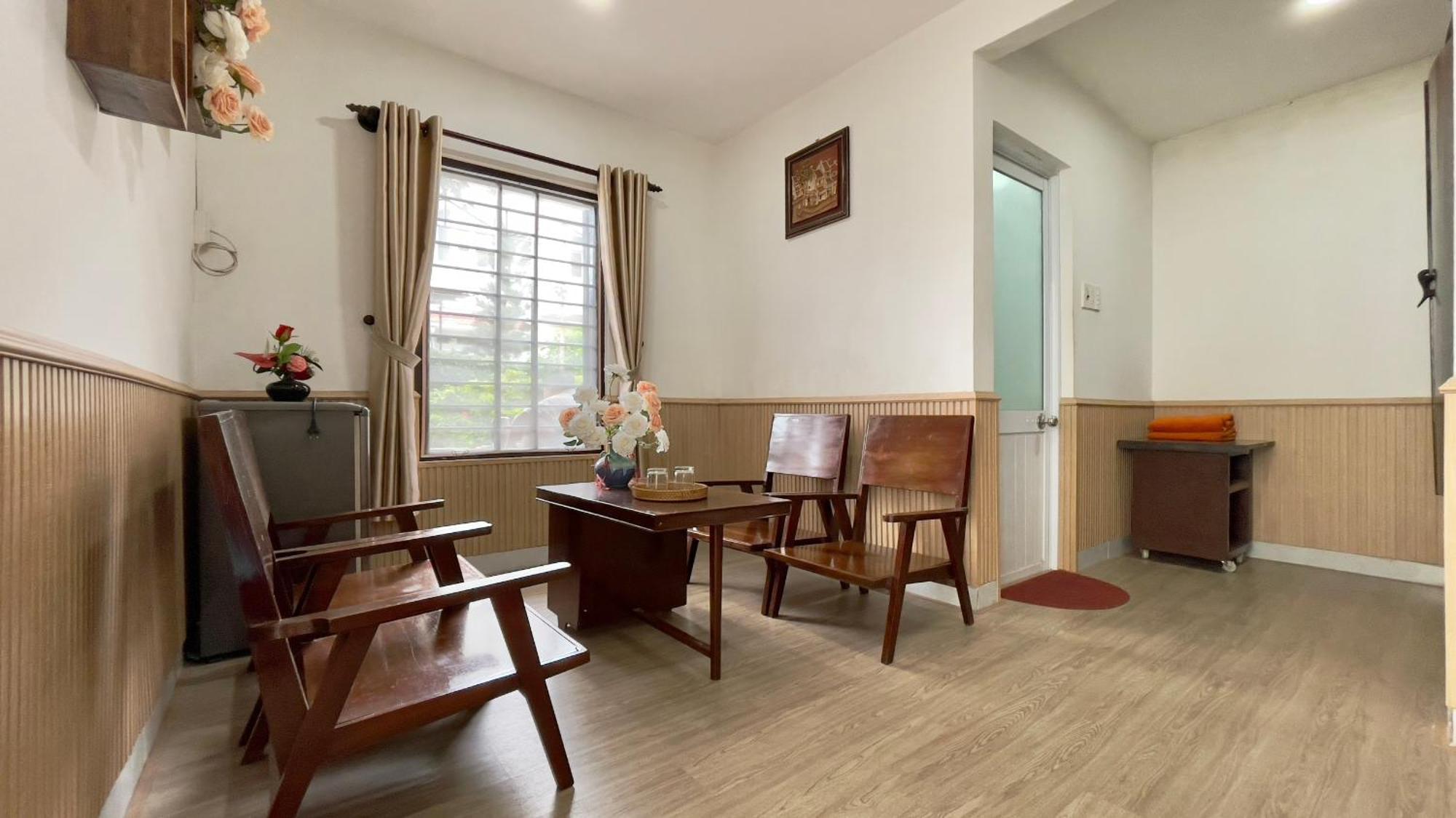 Homestay Minh Tu Hué Eksteriør billede