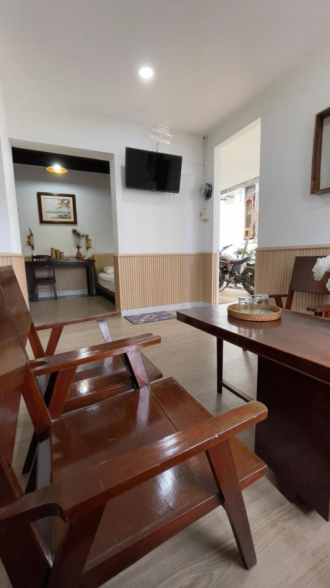 Homestay Minh Tu Hué Eksteriør billede