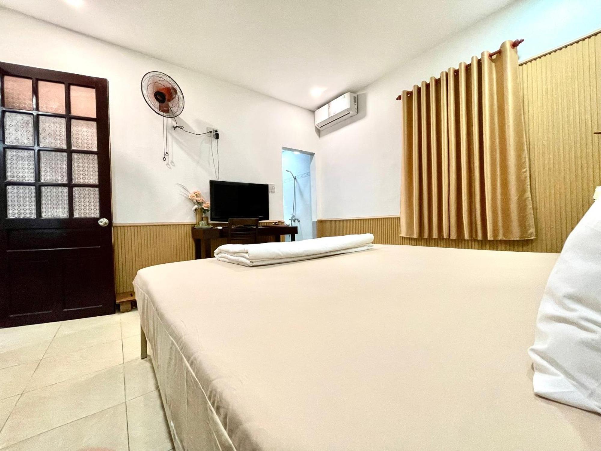 Homestay Minh Tu Hué Eksteriør billede